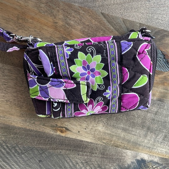 Vera Bradley compact wallet with wristlet - Picture 2 of 4